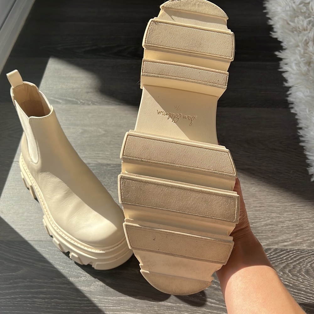 Sam Edelman white boot - Picture 4 of 4